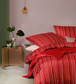 Satin Bettwäsche Fleuresse Modern-Life mit elegantem Streifen-Design in der Farbe Marsala