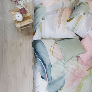 Satin Bettwäsche Fleuresse BedArt-S mit abstraktem Blätterdesign in der Farbe Bunt-09