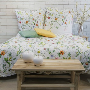 Satin-Wende-Bettwäsche Fleuresse mit prachtvoll blühenden Wiesenblumen