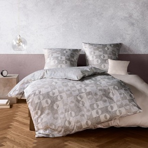 Satin Bettwäsche Fleuresse Black-Premium in der Farbe Silber-07 mit geometrischem Muster in Beige- und Cremetönen
