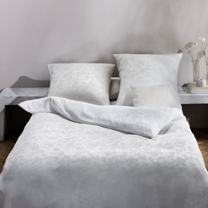 Tencel Damast-Bettwäsche Creme-Weiss Jacquard gewebt mit filigranen floralen Muster