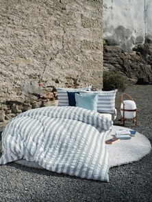 Seersucker Bettwäsche Divina Nalu blau-weiss gestreift Swiss-Made