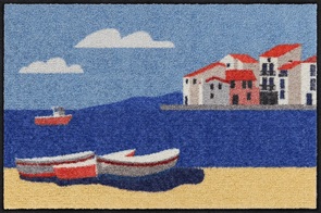 Fussmatte Salonlöwe Seaside Paradise mit Booten am Strand Grösse 50x75cm
