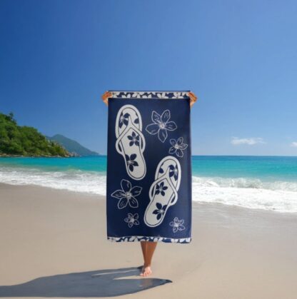 Badetuch - Strandtuch "Patong" mit Flip-Flops – Bild 3