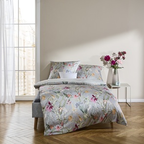 Modern-Elegance Interlock-Jersey Bettwäsche mit Blumendessin in leuchtenden Farben