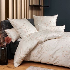 Feinjersey Bettwäsche Janine carmen-s mit prachtvollem Dessin voller zarter Blüten