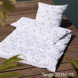 Soft-Seersucker Bettwäsche Garnitur Janine tango mit Blumenwiese voller zarten Blumenblüten in rosalila