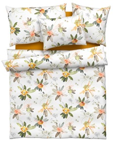Feinsatin-Bettwäsche Tamara-R Selection Leila mit zartem Blumendessin in gelborange und grün