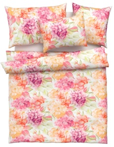 Feinsatin Bettwäsche Tamara-R Selection Sonja mit orangefarbenen Blumenblüten in Aquarell