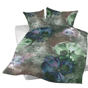 Night-Fashion Freda mit traumhaftem Blumendessin