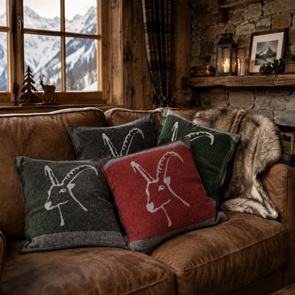 Sofakissen Alpenchic Gian mit Steinbock Grösse 45x45cm
